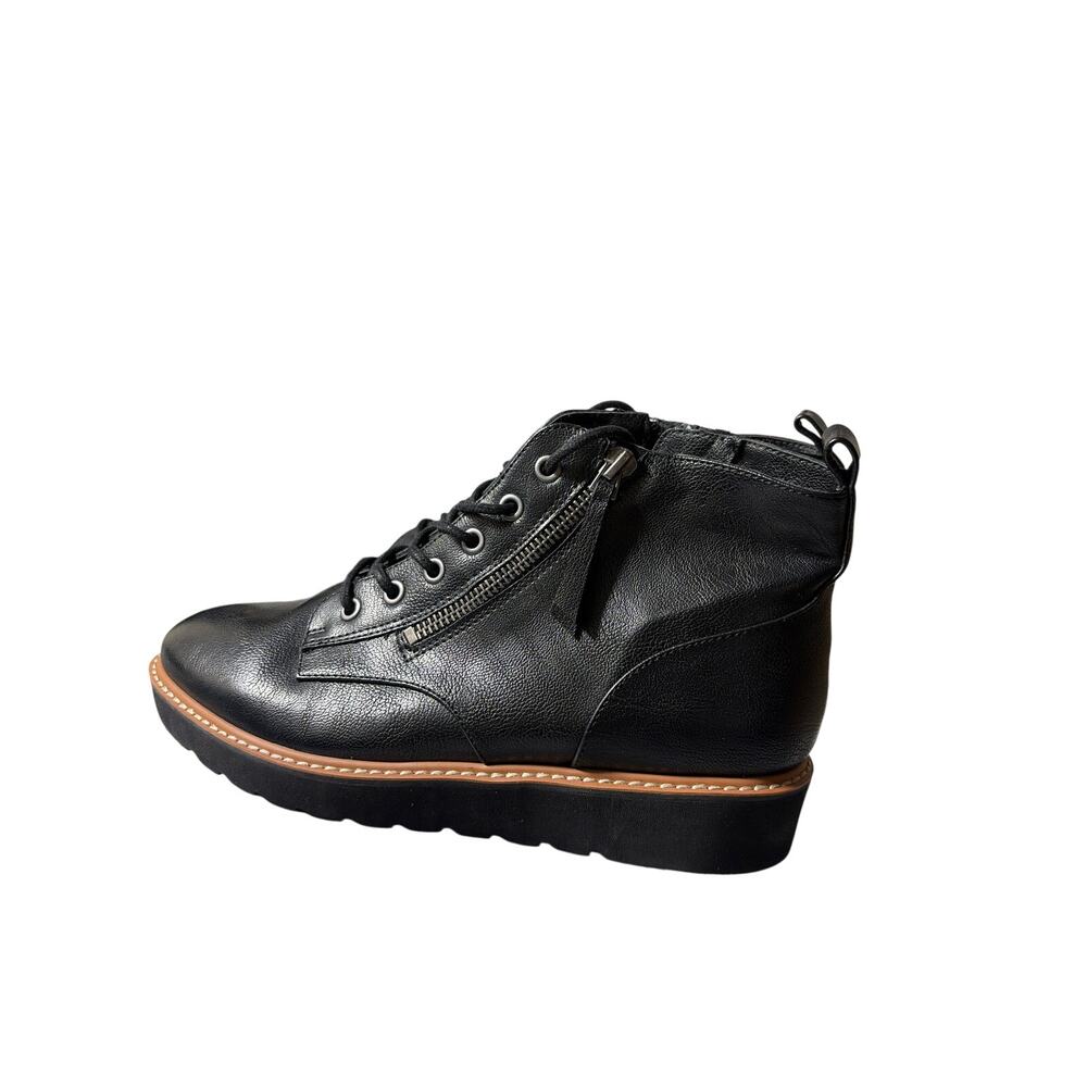 NEW Naturalizer Eeva Boot with Zipper Detail Size 8.5 WIDE NWOB